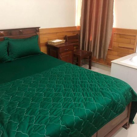 Hoàng Gia Bảo Hotel Kon Tum Esterno foto