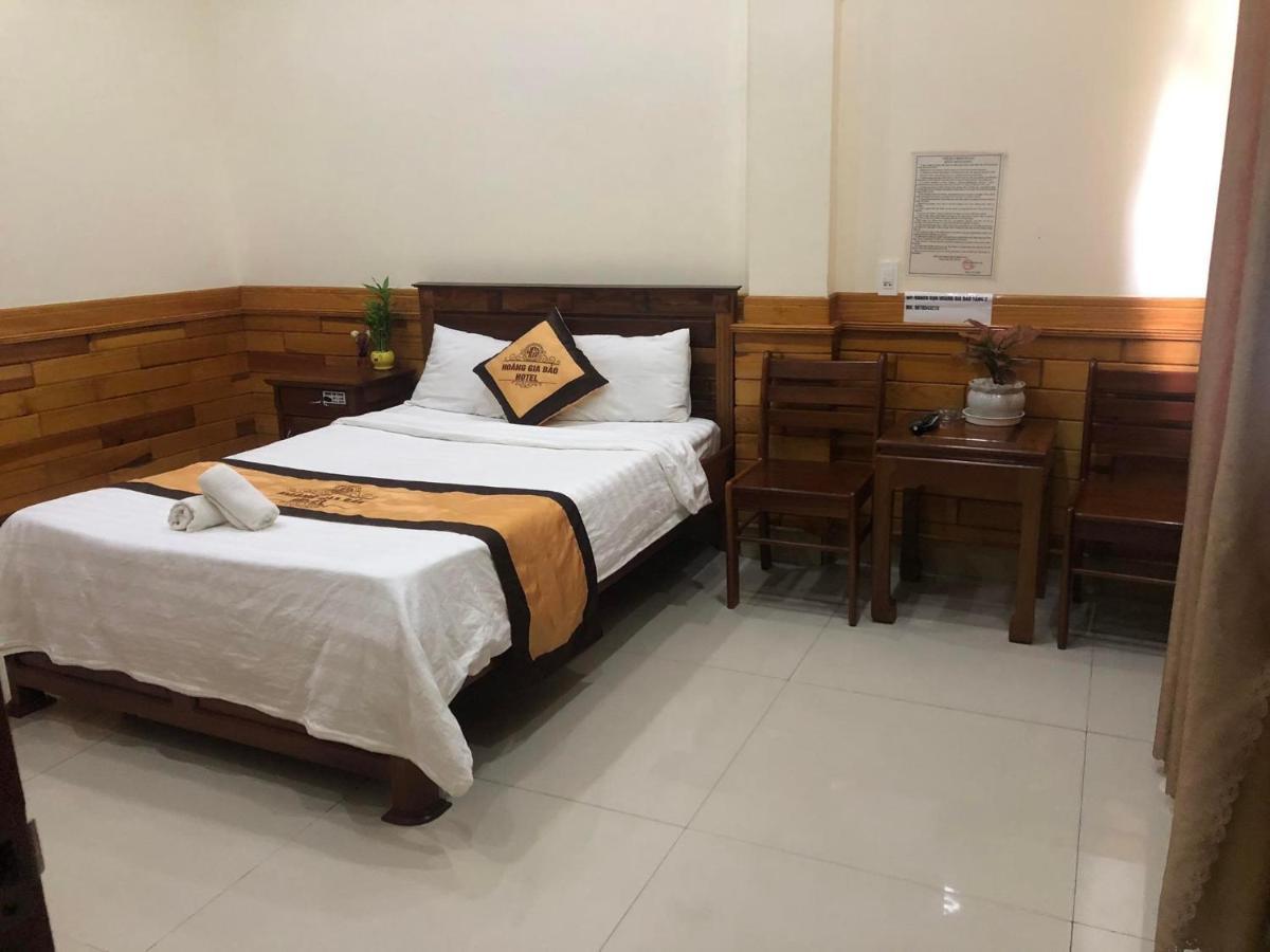 Hoàng Gia Bảo Hotel Kon Tum Esterno foto