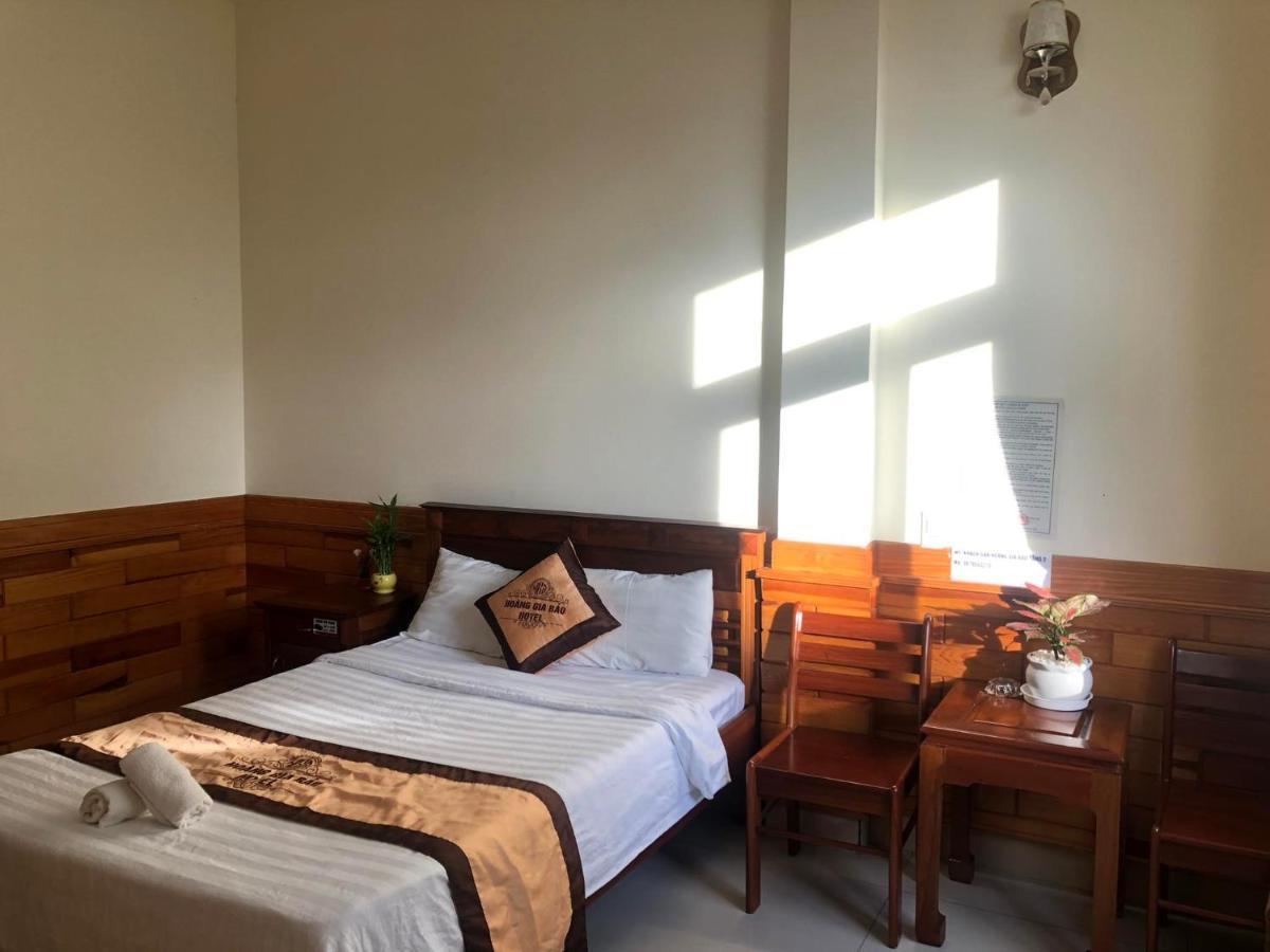 Hoàng Gia Bảo Hotel Kon Tum Esterno foto