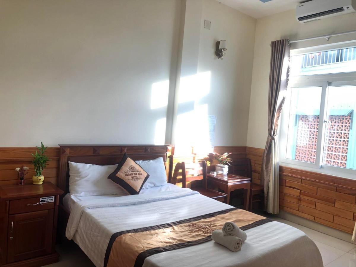 Hoàng Gia Bảo Hotel Kon Tum Esterno foto