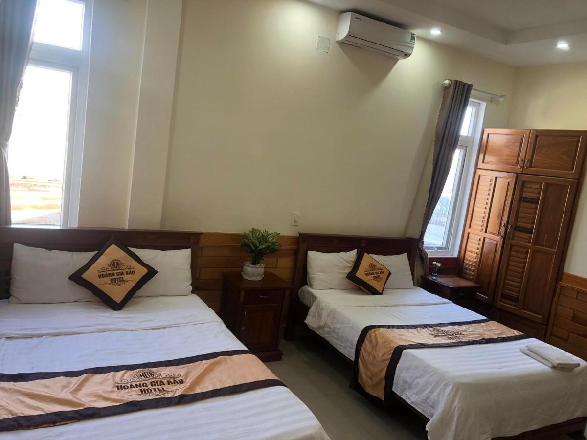 Hoàng Gia Bảo Hotel Kon Tum Esterno foto