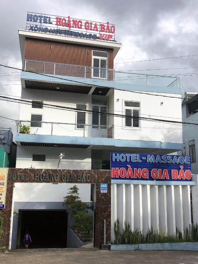 Hoàng Gia Bảo Hotel Kon Tum Esterno foto