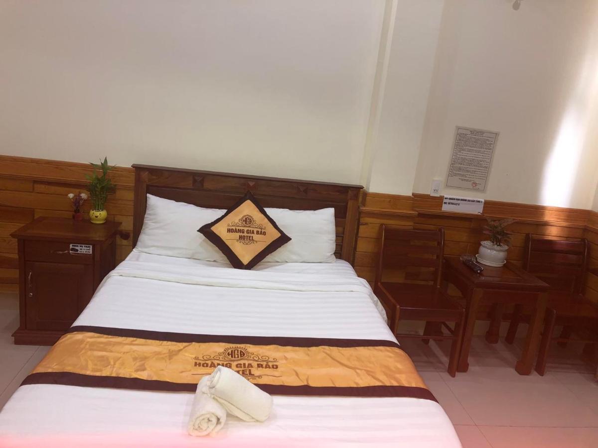 Hoàng Gia Bảo Hotel Kon Tum Esterno foto