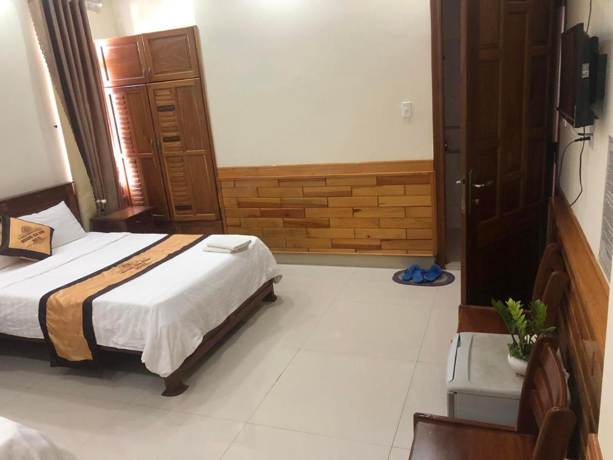 Hoàng Gia Bảo Hotel Kon Tum Esterno foto